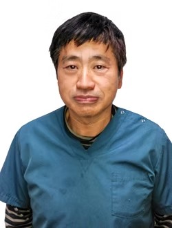 落合 敏男 院長